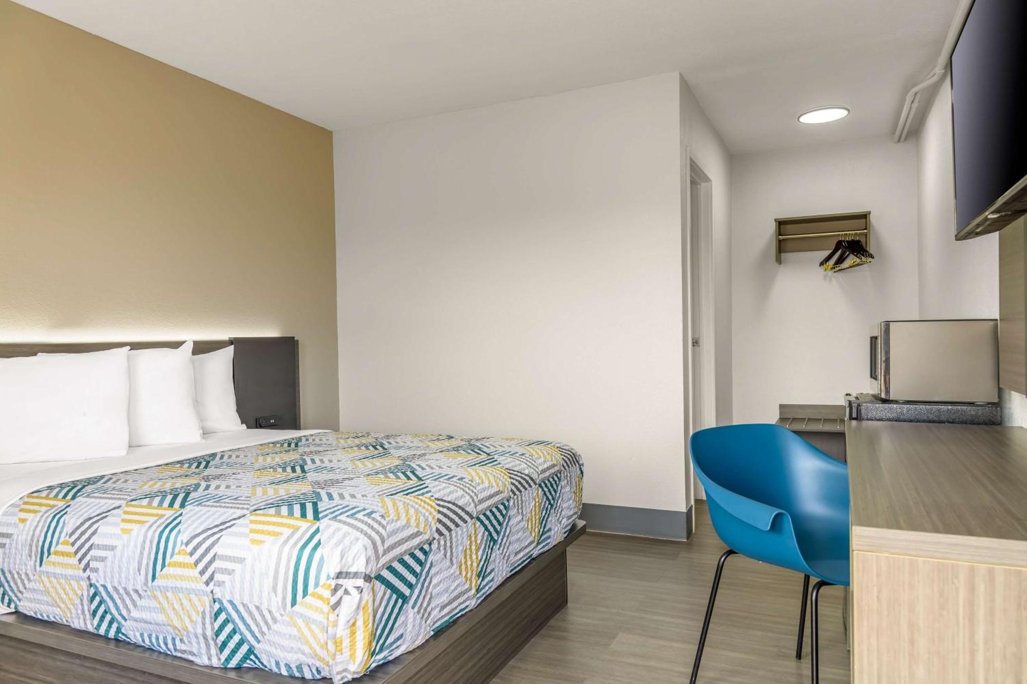 Home 6 Motel Topeka Zewnętrze zdjęcie